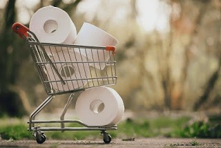 Valutazioni a stelle gonfiate da recensioni false